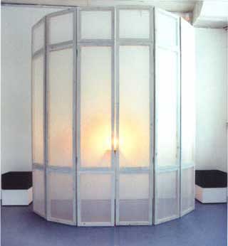 bild från A.D. Serafim på galleri Verkligheten i Umeå 2001